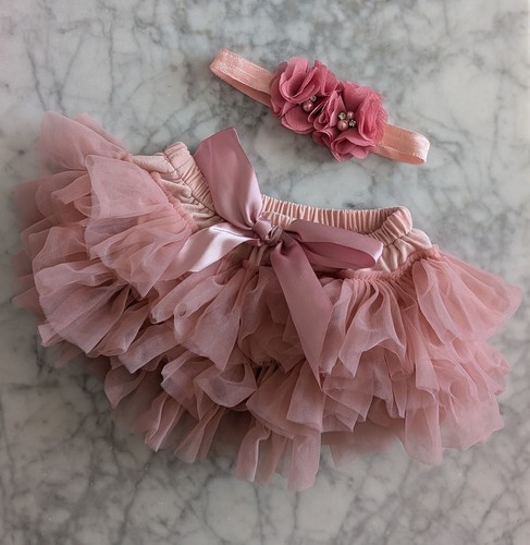 Toddler baby girl 18 - baby,
